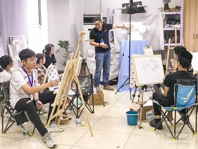 北京水木源畫室--考清華,請(qǐng)加入史上配置最強(qiáng)的&ldquo;清華高復(fù)班&rdquo;